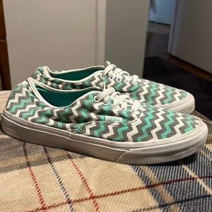 Vans Low Grey and Turquoise Zigzag